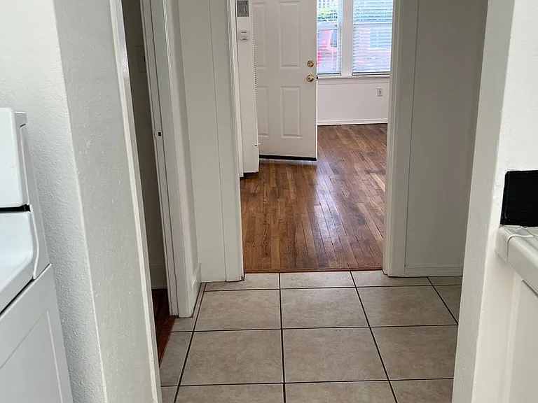 5318 NE Wistaria Dr — Photo 18