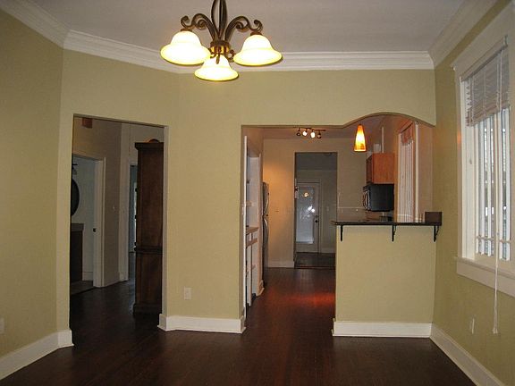 3rd image of 5915 Catina St