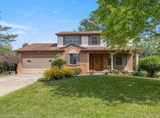 6970 Forest Park, Troy, MI 48098