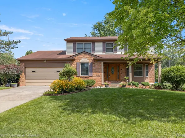 6970 Forest Park, Troy, MI 48098