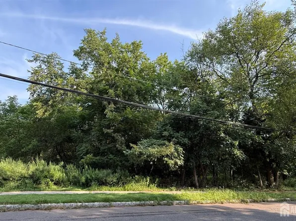 190 Highland Ave, Piscataway, NJ 08854