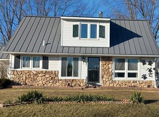 112 W Elm St, Abbotsford, WI 54405