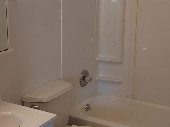 5th image of 1468 Cambria Dr Unit 3