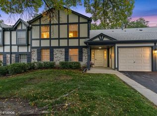 136 Cleveland Ct UNIT N2, Schaumburg, IL 60193