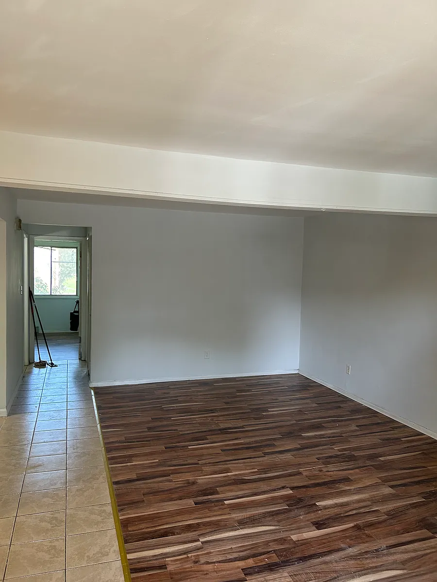 Building Photo - 557 Ashland Ave #D