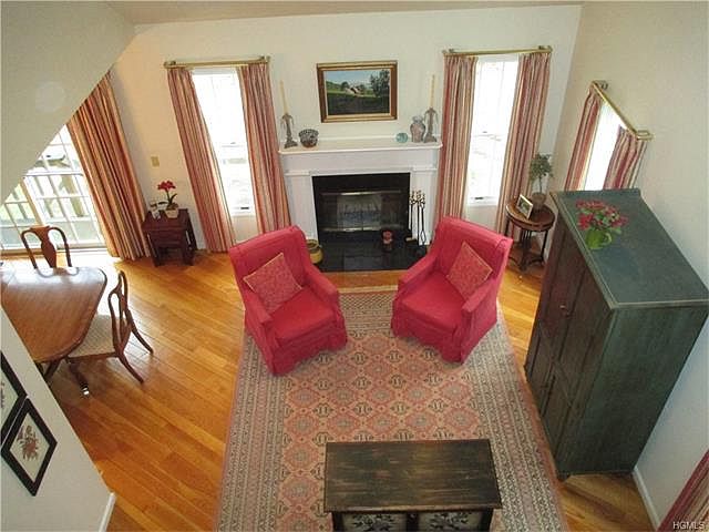 1st image of 1407 Regent Dr