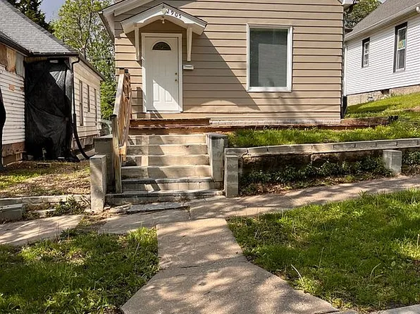 2905 Penn St, Saint Joseph, MO 64507