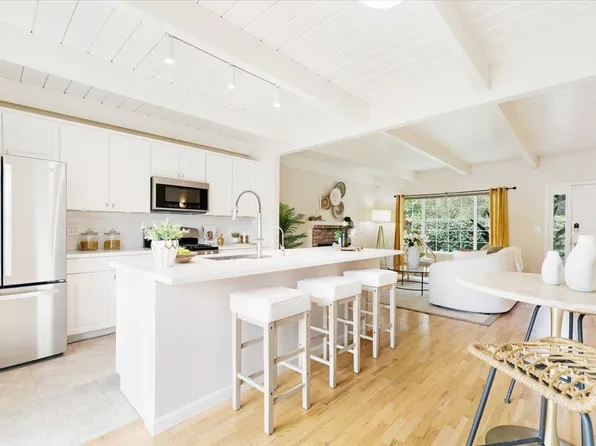 853 Old San Jose Rd, Soquel, CA 95073