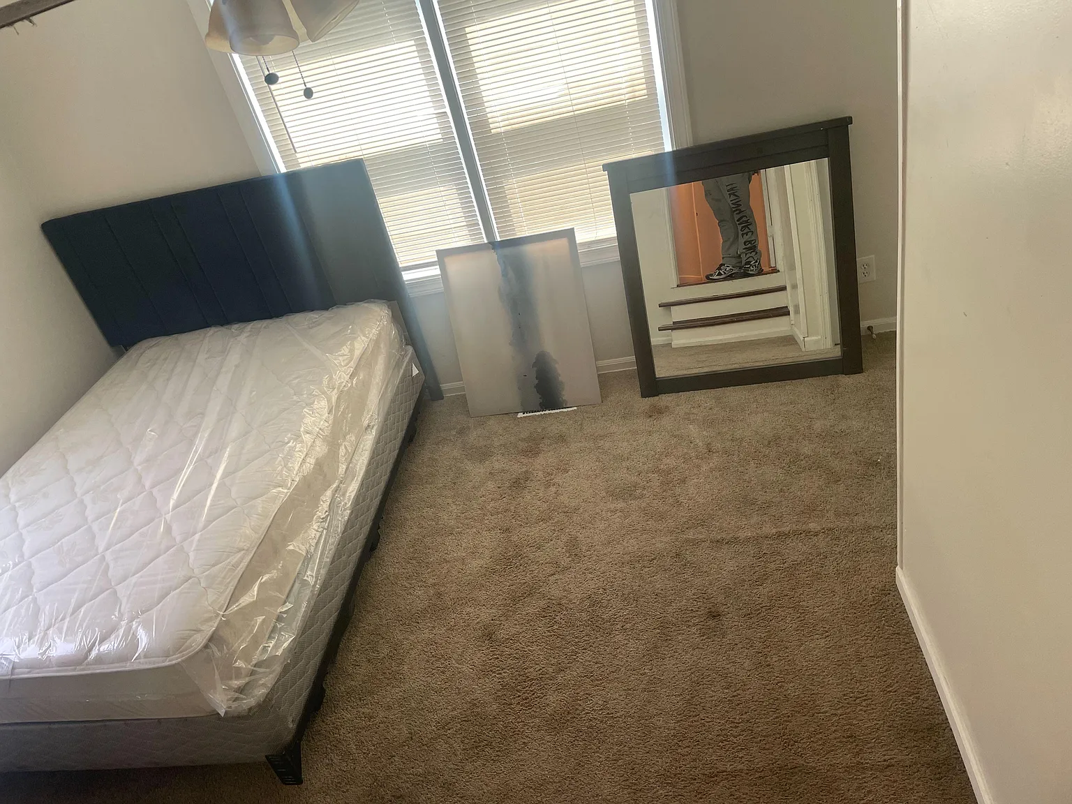 1 bed, 1.0 bath, 2700 sqft, $797 — Photo 2