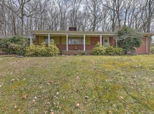 4411 Mitchell Rd, Kingsport, TN 37664