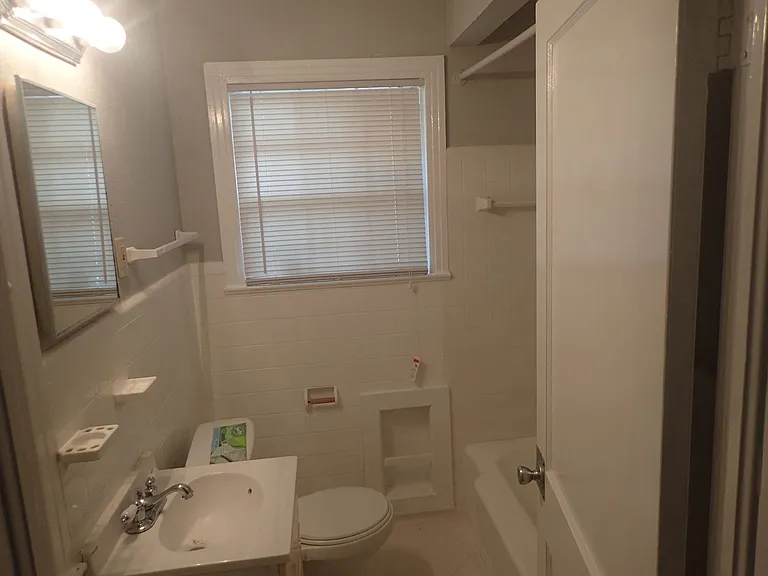 6340 Parkdale Dr — Photo 16