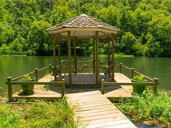 66 County Road 317 #1, Eureka Springs, AR 72632