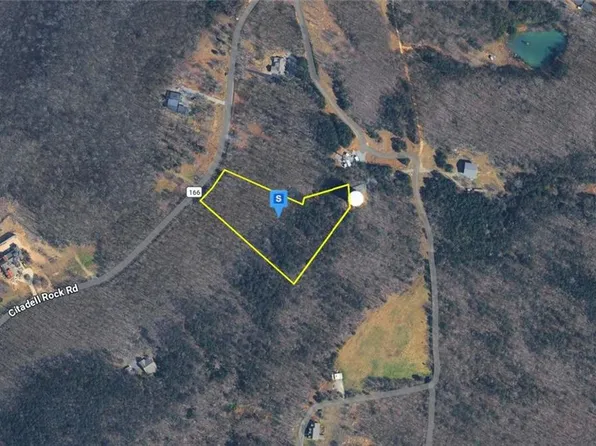 16 Citadell Rock Rd NE, Fort Payne, AL 35967