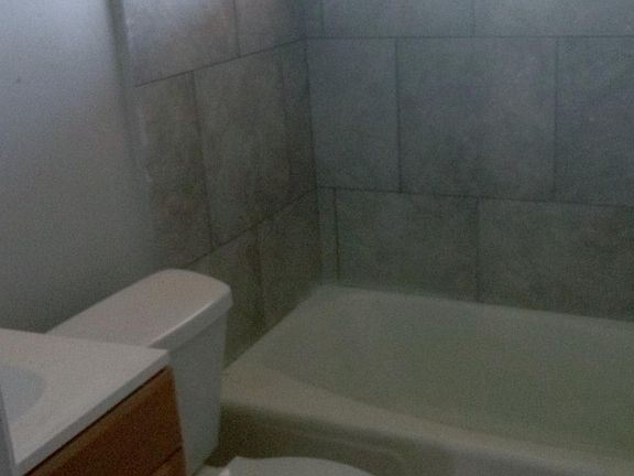 5th image of 1014 N Larchmont Ave #A