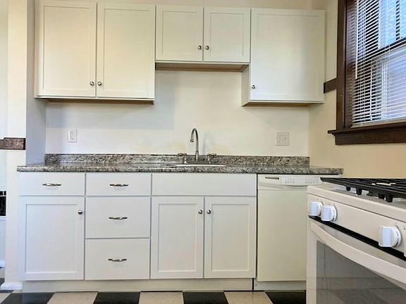 5th image of 3967 Utah St APT 2W