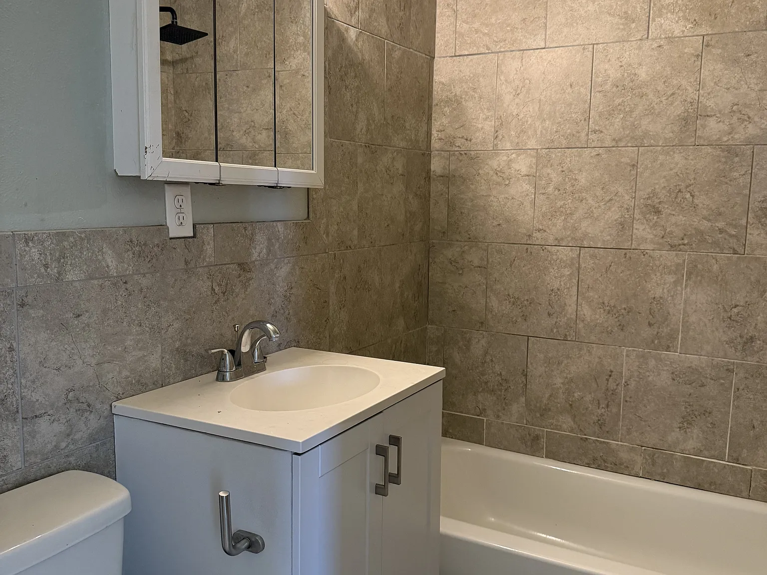 2619 Delano Avenue Unit A - 1 — Photo 3