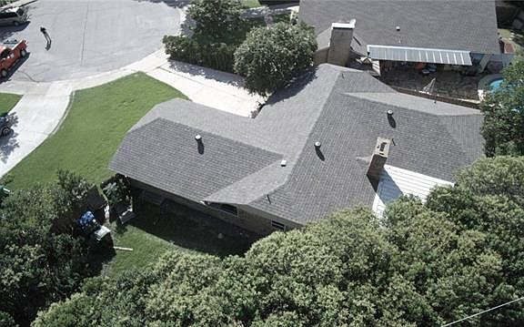4th image of 1905 Hood Cir