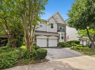 4843 Montega Dr, Woodbridge, VA 22192