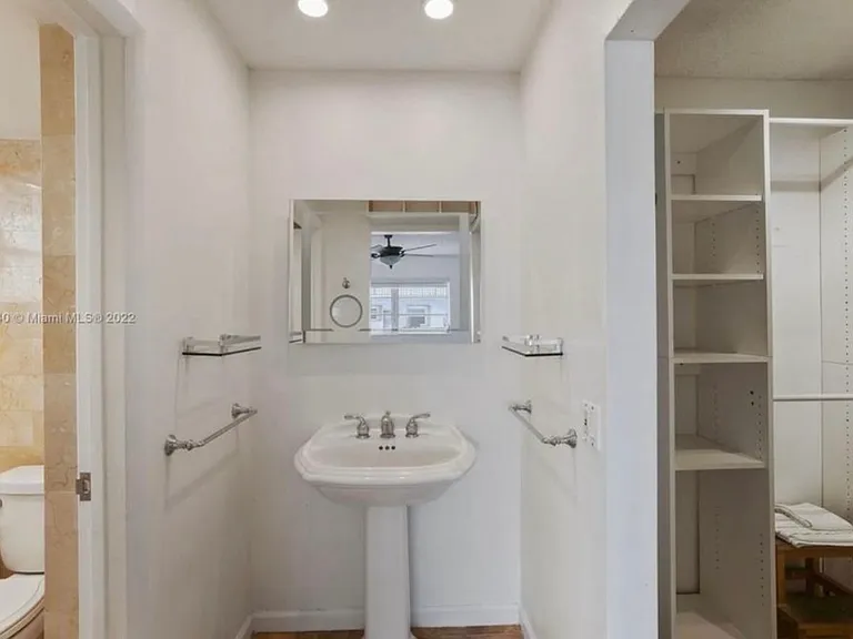 860 Euclid Ave #208 — Photo 41