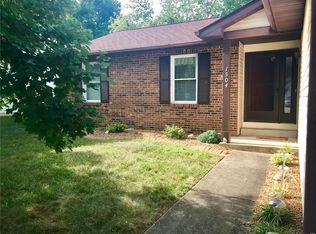 1504 Oak Meadow Dr, O Fallon, IL 62269