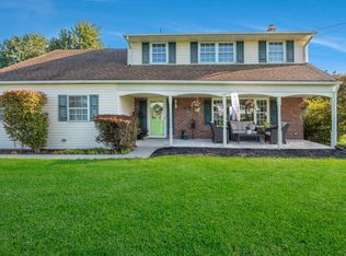 914 Jenifer Rd, Horsham, PA 19044