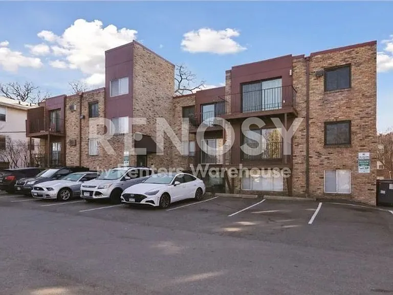 520 Ridgewood Ave #102 — Photo 12