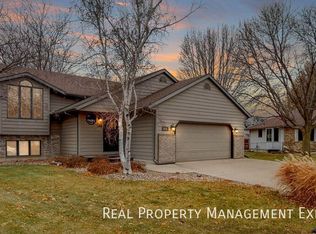 413 S Lakota Cir, Brandon, SD 57005