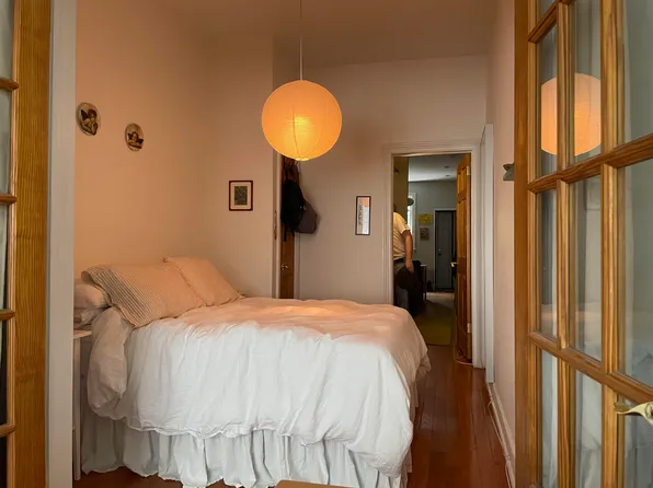 183 Eagle Street image 1 of 4