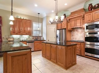 4616 Carondelet Dr, Baton Rouge, LA 70809