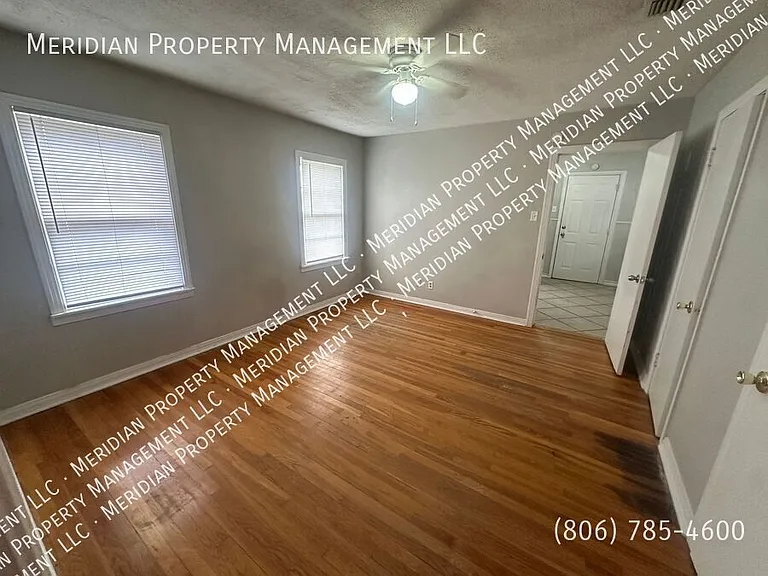 3709 28th St — Photo 14
