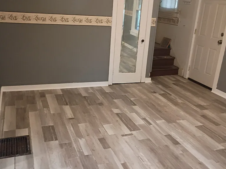 134 W Baker St — Photo 2