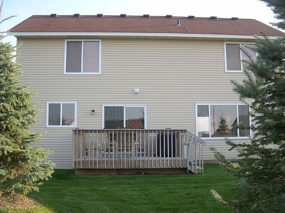2nd image of 2853 Wyndam Ct