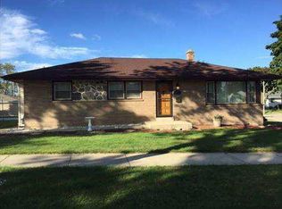 2500 W Barnard Ave, Milwaukee, WI 53221