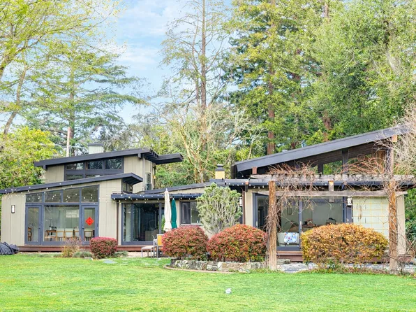 1861 Camino A Los Cerros, Menlo Park, CA 94025