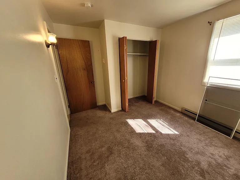 223 Main St — Photo 12