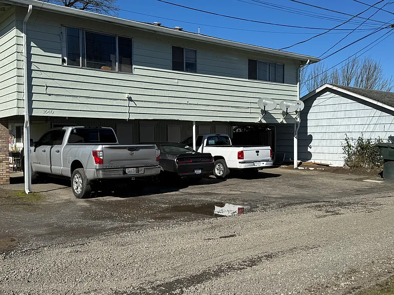Covered and uncovered parking spaces - onsite parking.