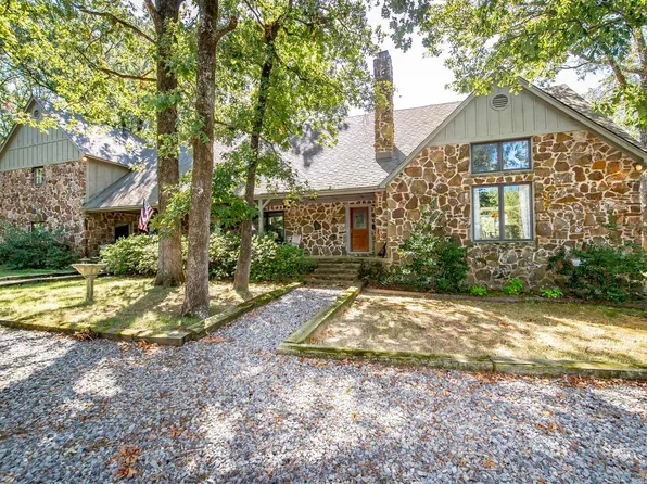 301 Oakridge Dr, Austin, AR 72007