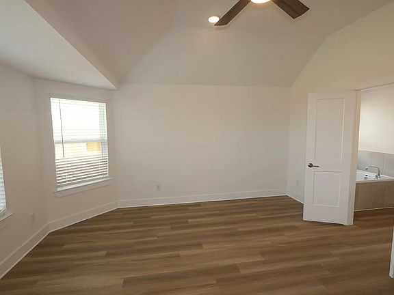5th image of 21730 Persian Lake Dr