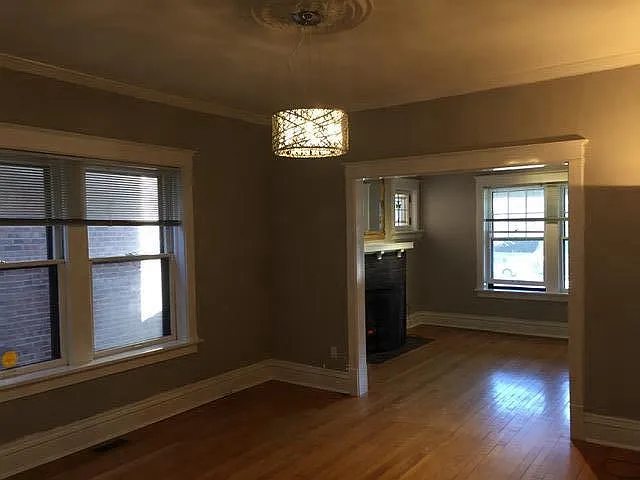 Dining room to LR view