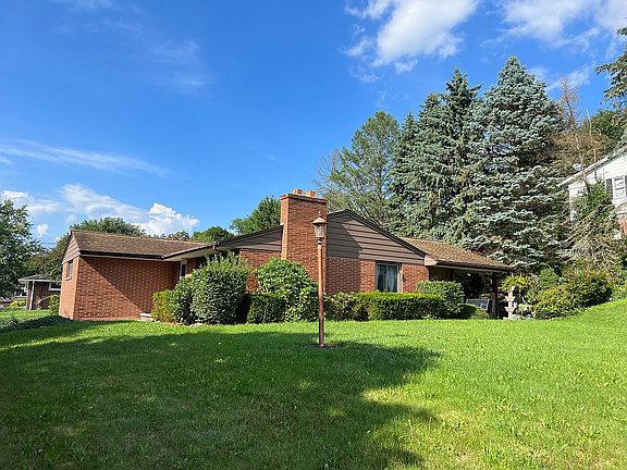 3rd image of 405 Bella Vista Dr