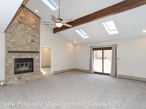 5th image of 9678 Copley Dr