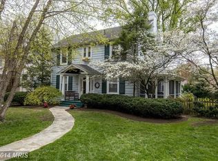 3616 Thornapple St, Chevy Chase, MD 20815