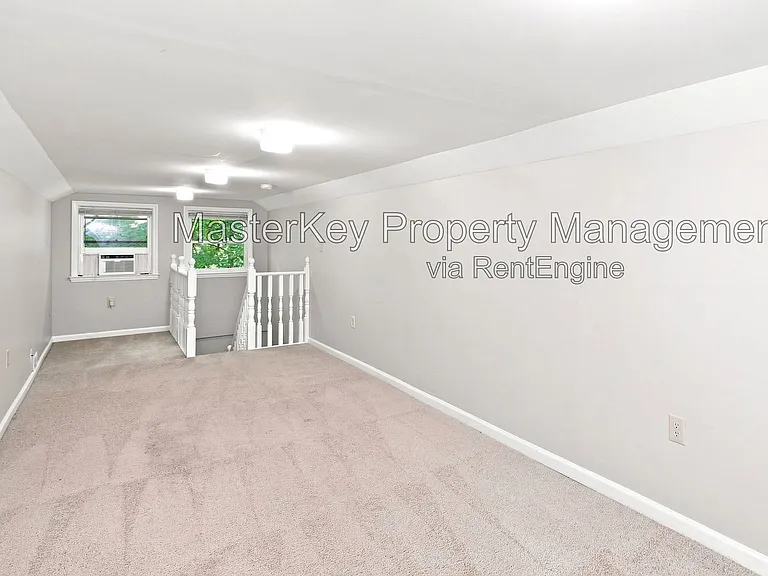 5017 Walton Hill Rd — Photo 22