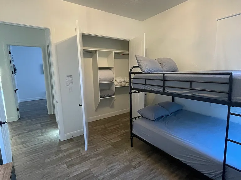 3212 S 4900 W — Photo 24