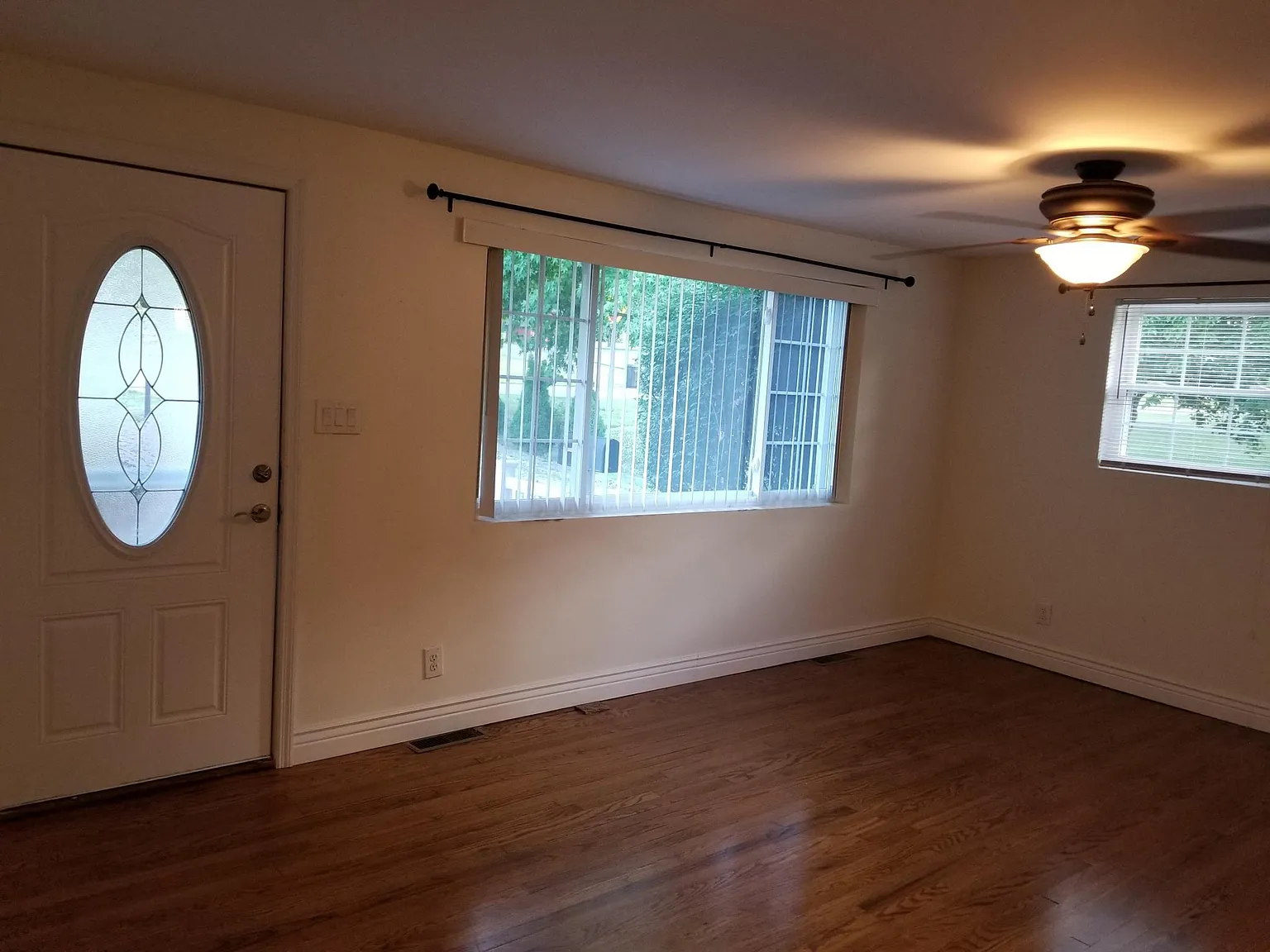 2 bed, 800 sqft, $1,399 — Photo 3