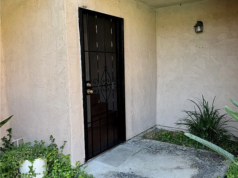 1231 Hillandale Ave #10 — Photo 11