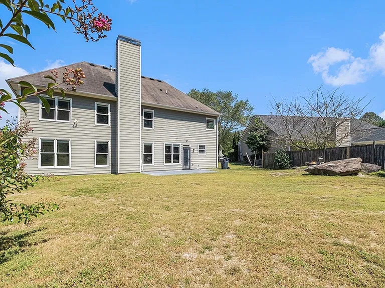 1638 Great Shoals Cir SW — Photo 15