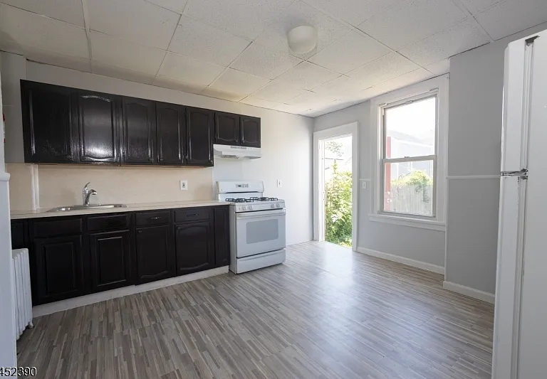 297 W Broadway #1 — Photo 1