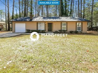 676 Overlook Ct, Jonesboro, GA
