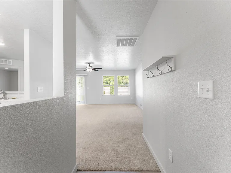 15090 N Bonelli Ave — Photo 5